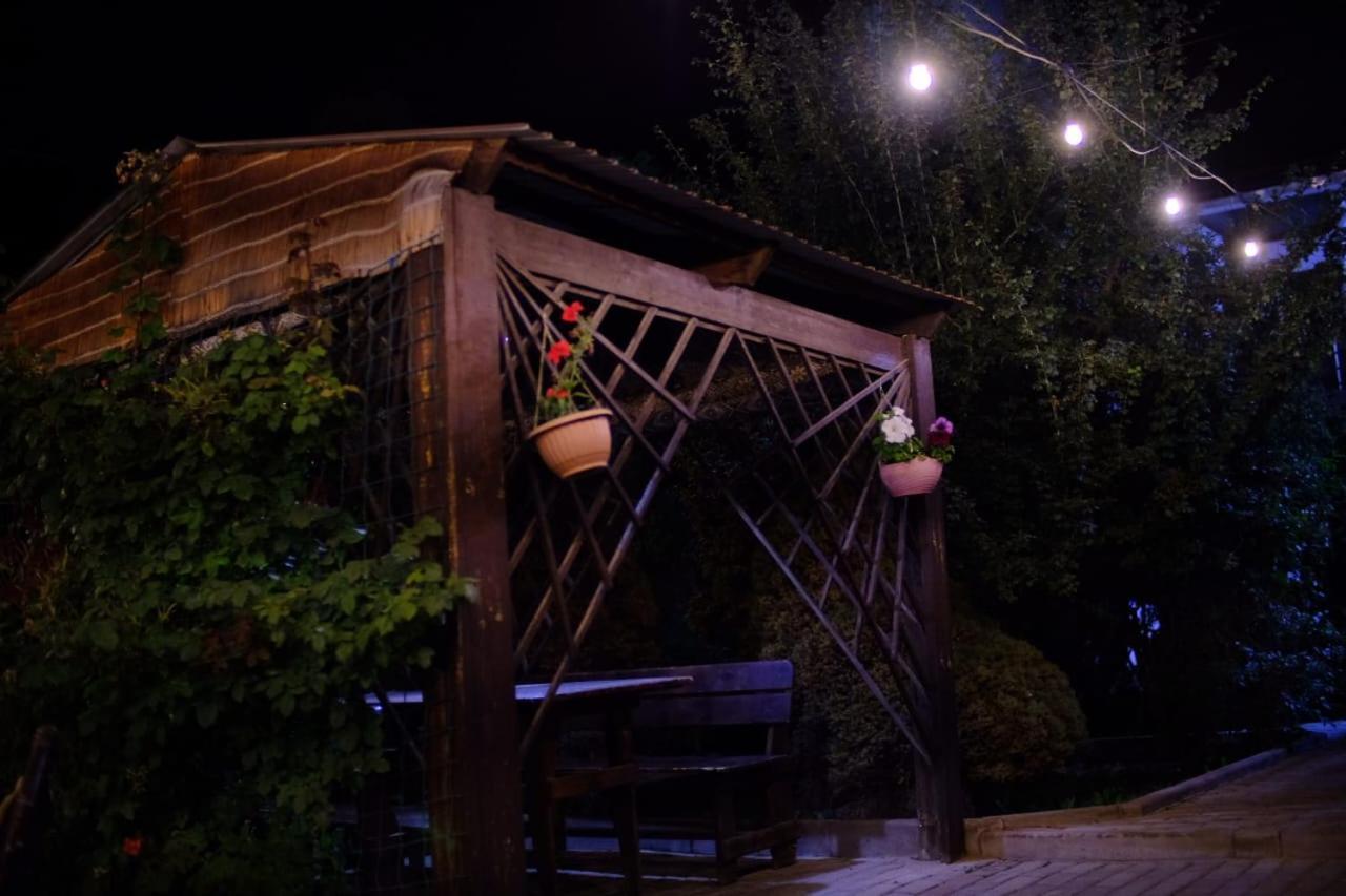 В Гостях На Иссык-Куле Cholpon-Ata Exterior foto